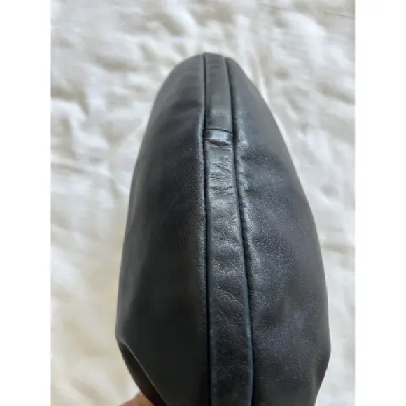 Longchamp Black Leather Shoulder Bag - Picture 7 of 11